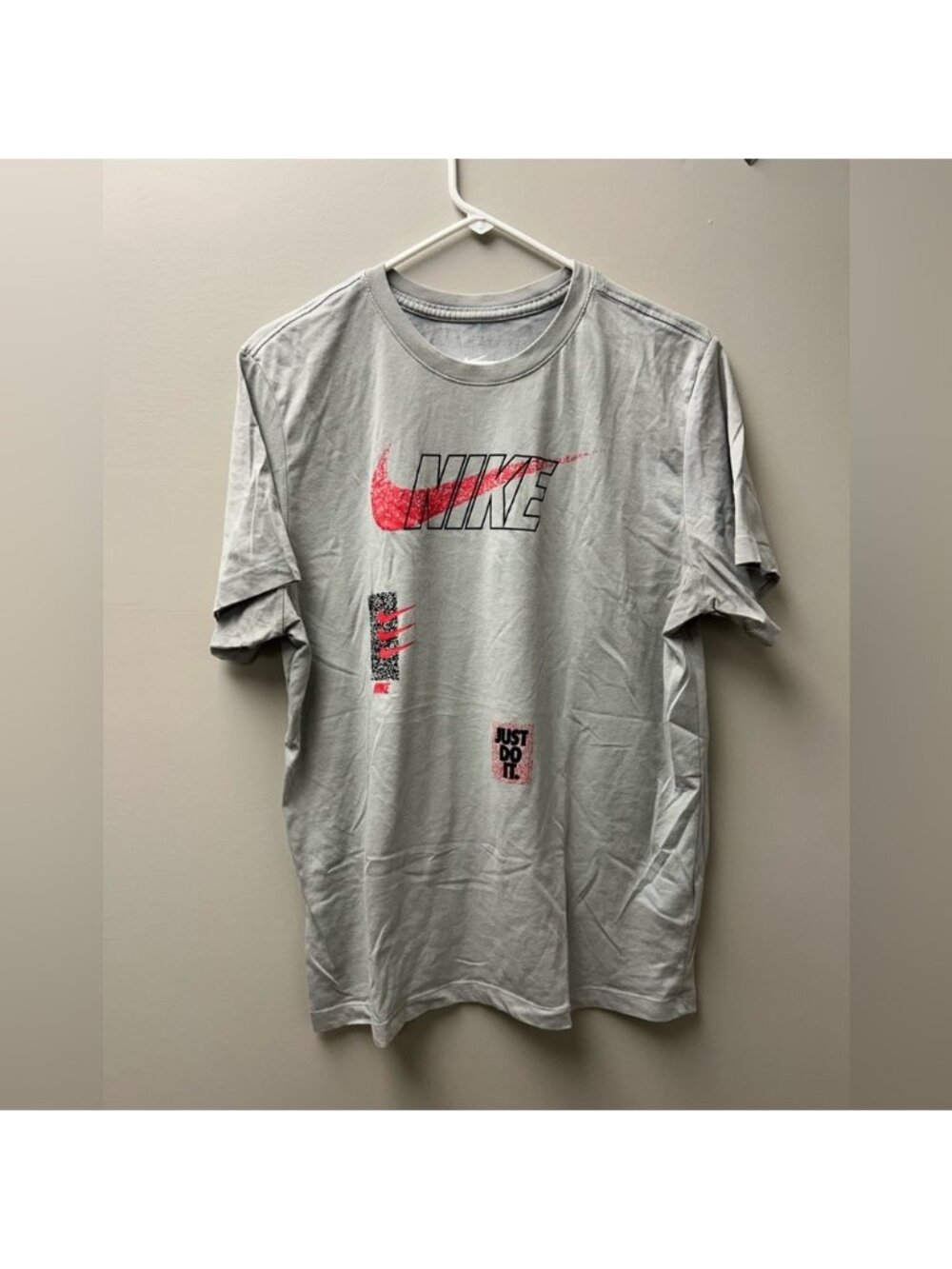 Nike Dri Fit Men’s‎ Camiseta Graphic T Shirt